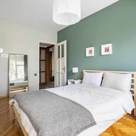 Ferienwohnung Spacious Flat Near Caddebostan Coast Istanbul Exterior foto