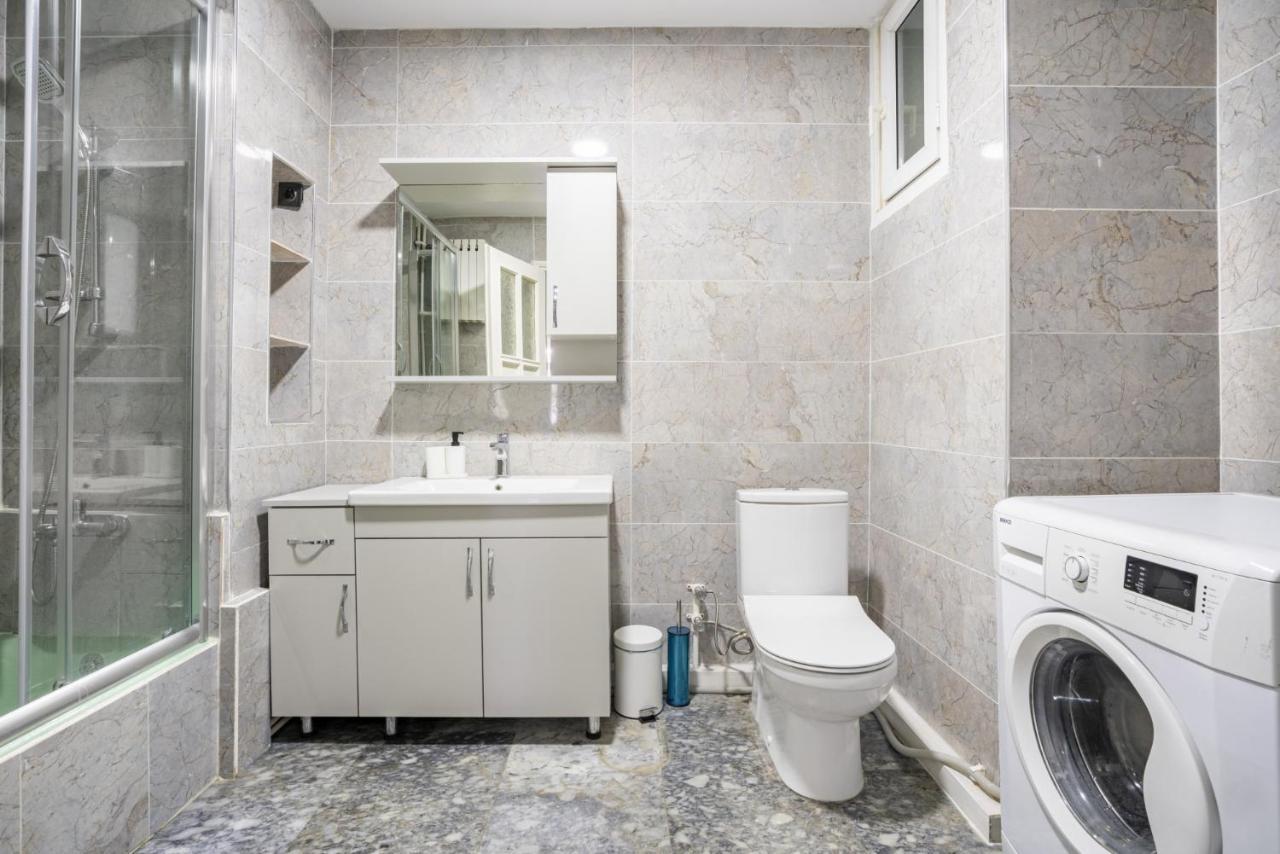 Ferienwohnung Spacious Flat Near Caddebostan Coast Istanbul Exterior foto